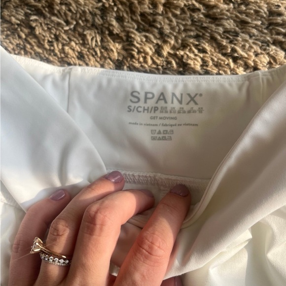 Spanx Skort - Picture 2 of 2